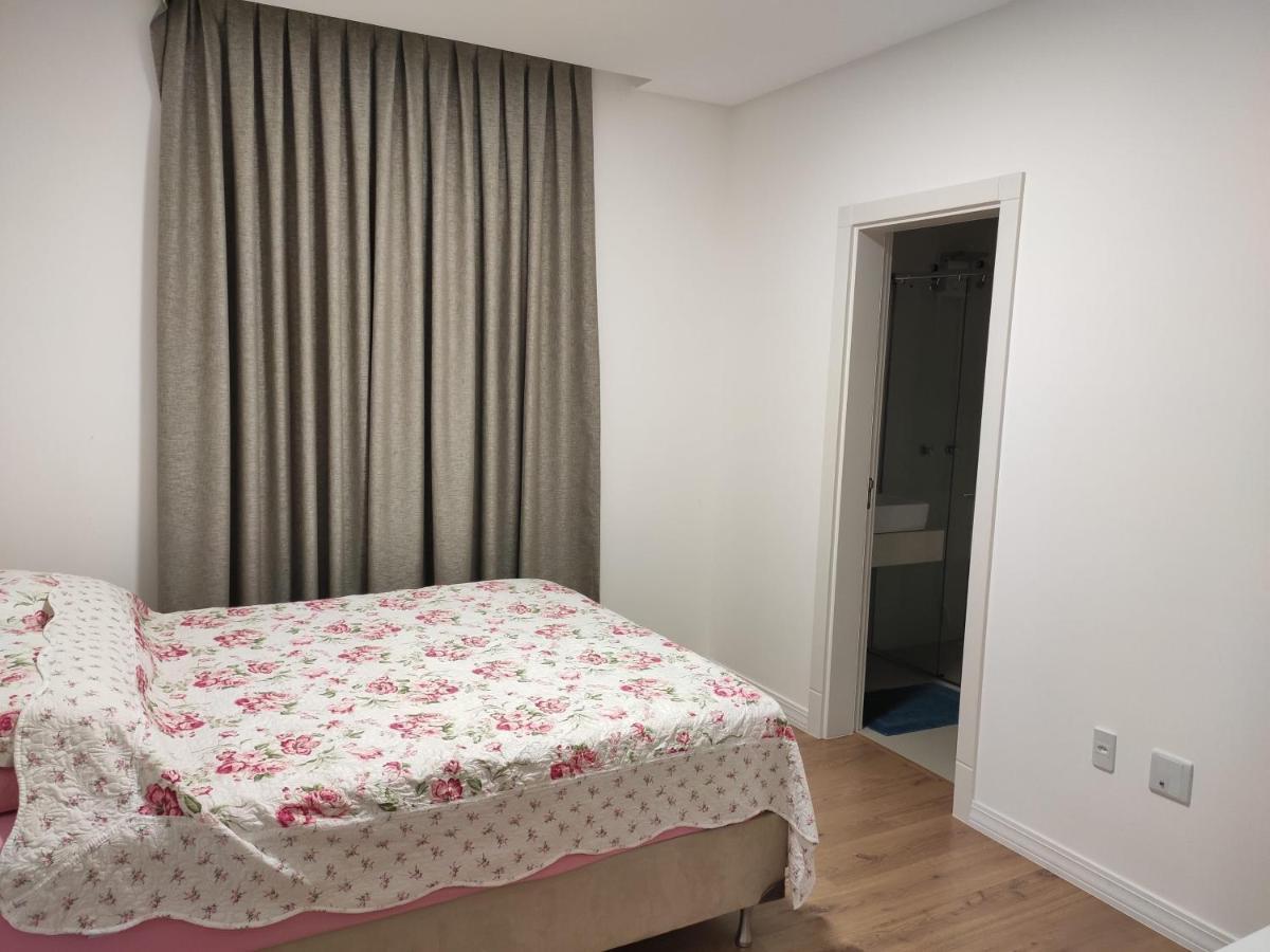 Apartamento Luxo Meia Praia Itapema Kültér fotó